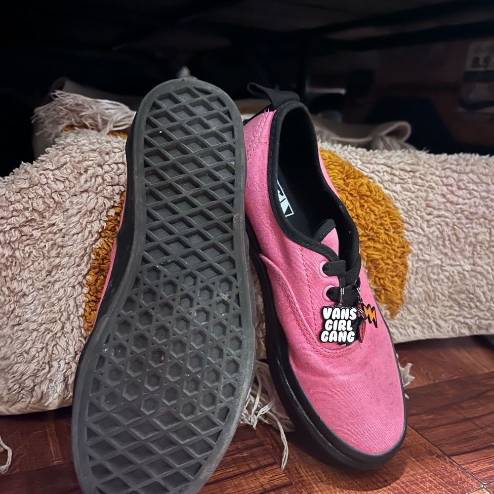 Pink vans - Picture 2 of 3